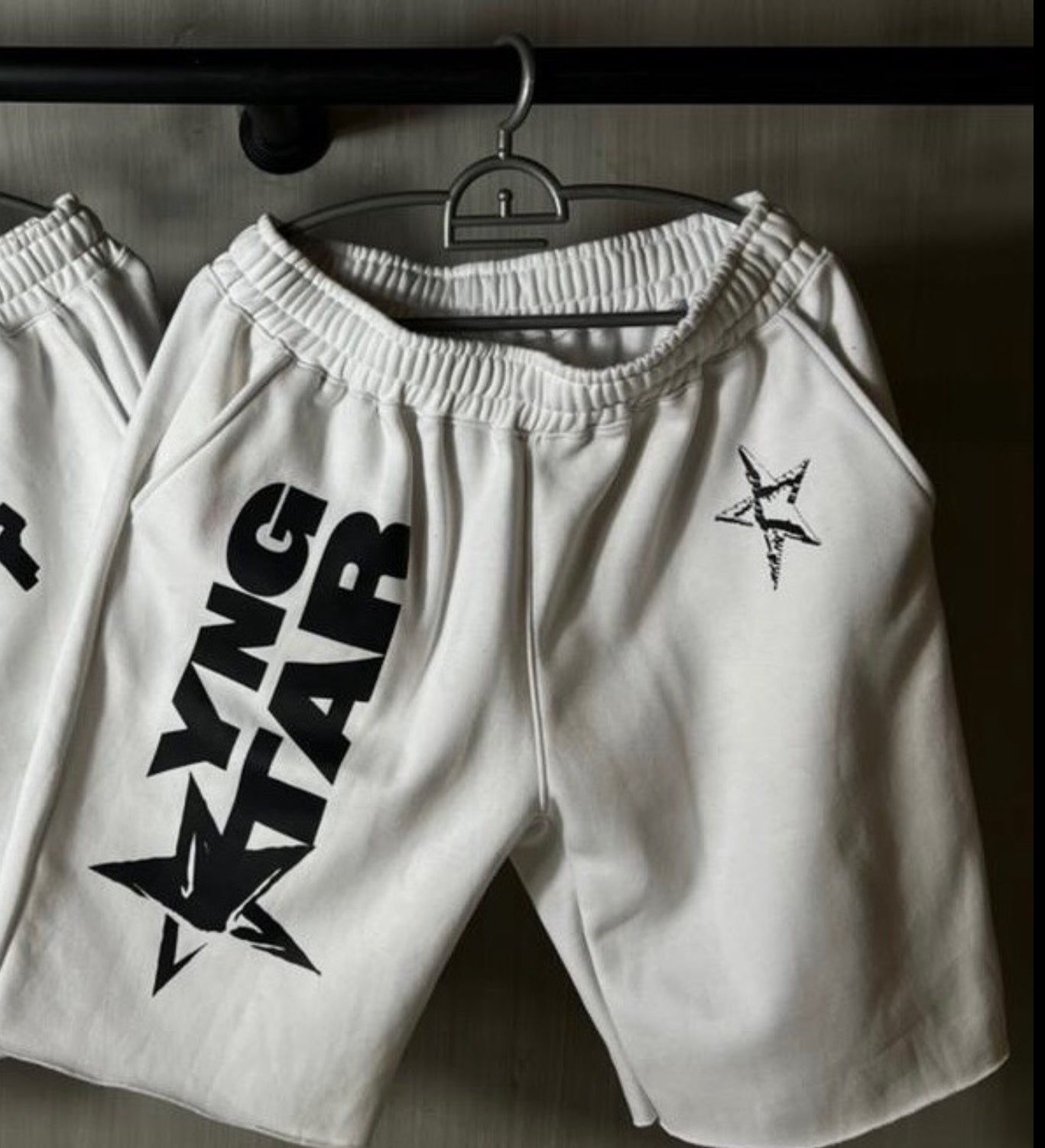 YNGSTAR SHORTS IN WHITE